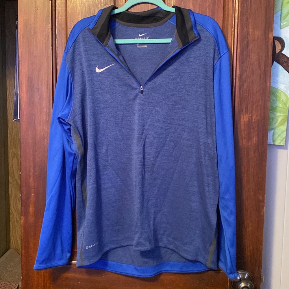 Nike dry fit sweater
